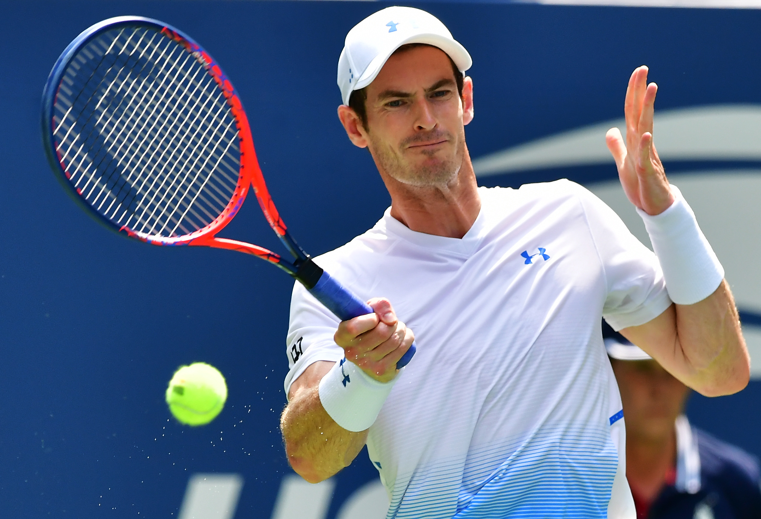 美国网球队逆转西班牙网球队，穆雷打破历史纪录的简单介绍